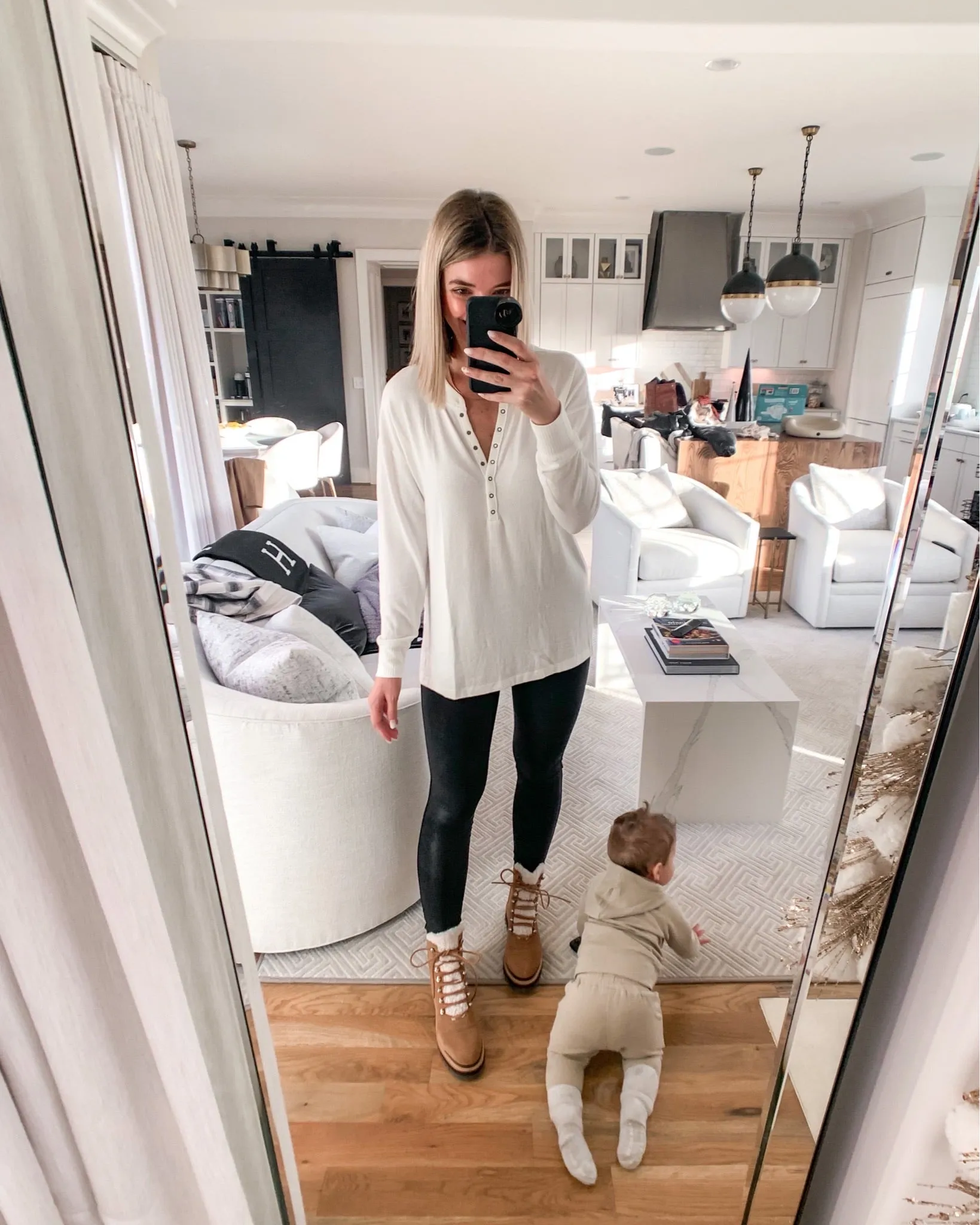 Abercrombie & Fitch White Cozy Oversized Boyfriend Henley- Size S (sold out online)