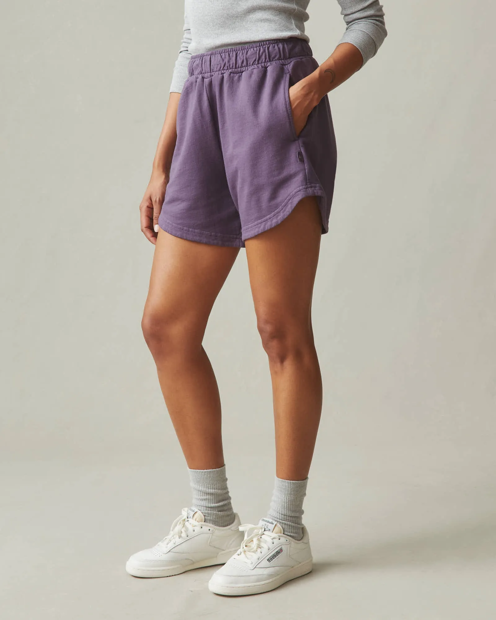 Curved Hem Short - Vintage Violet