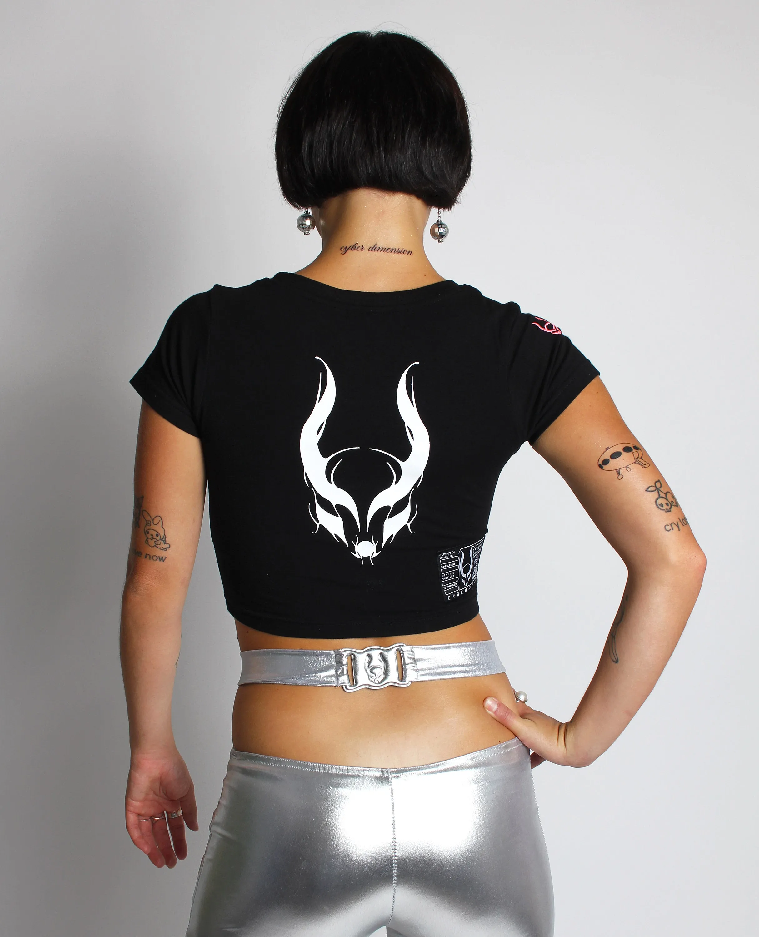 CYBERLUX TIGHT CROP TEE