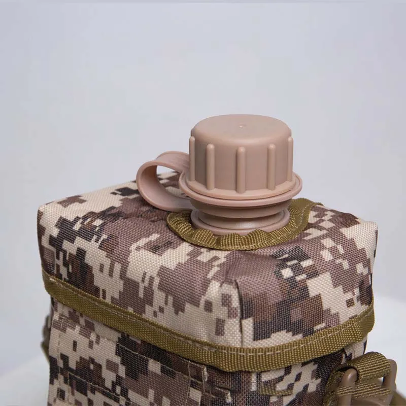 Dbeck® 2L Large Capacity Camouflage Military Training Water Canteen