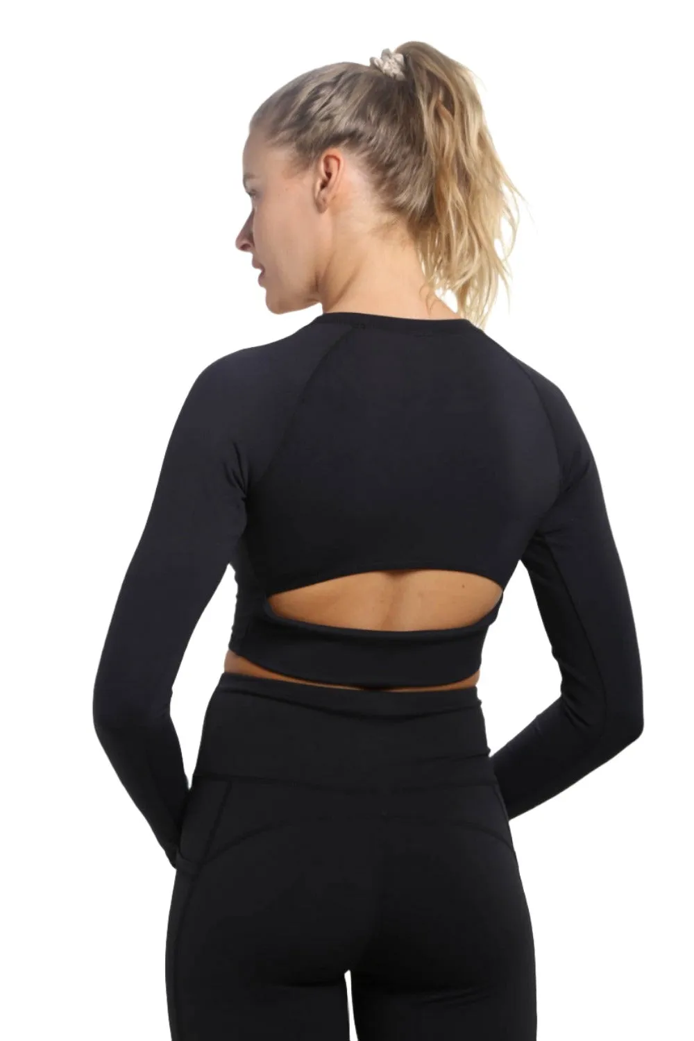 Mono B Newport Cutout Back Long-Sleeve Crop Top AT-A0840