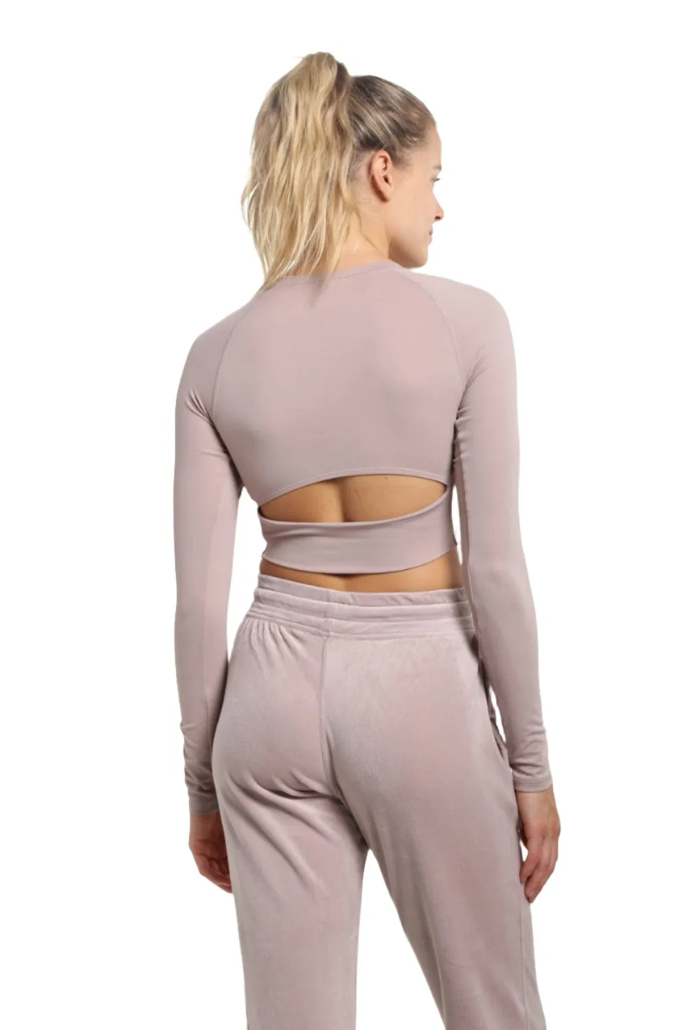 Mono B Newport Cutout Back Long-Sleeve Crop Top AT-A0840