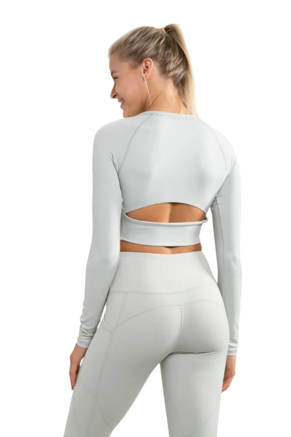 Mono B Newport Cutout Back Long-Sleeve Crop Top AT-A0840